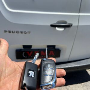 Duplicato chiave con telecomando Peugeot Partner